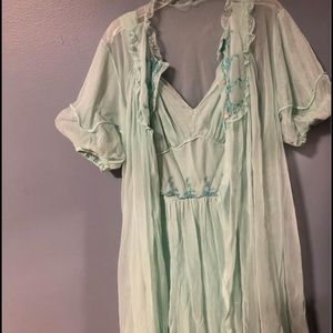 Vintage Peignoir Set